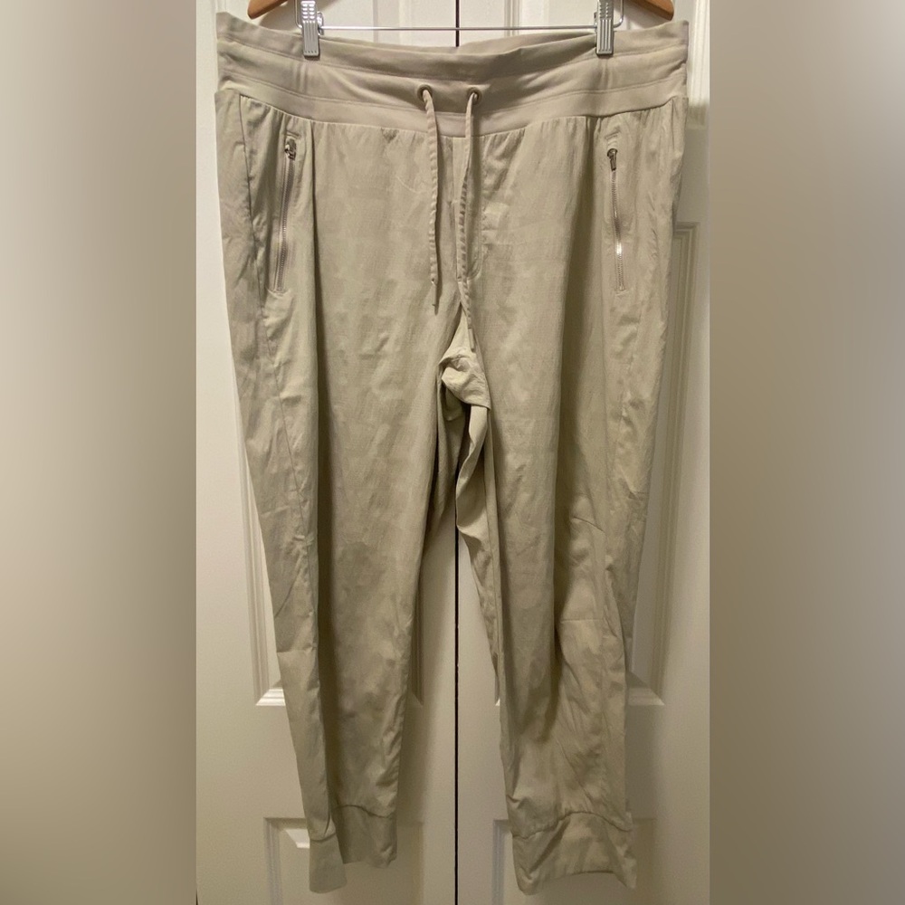 Athleta Trekkie North Jogger